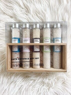 BNIB TARGET Bath crystals self care aromatherapy gift set of 5 in wooden stand